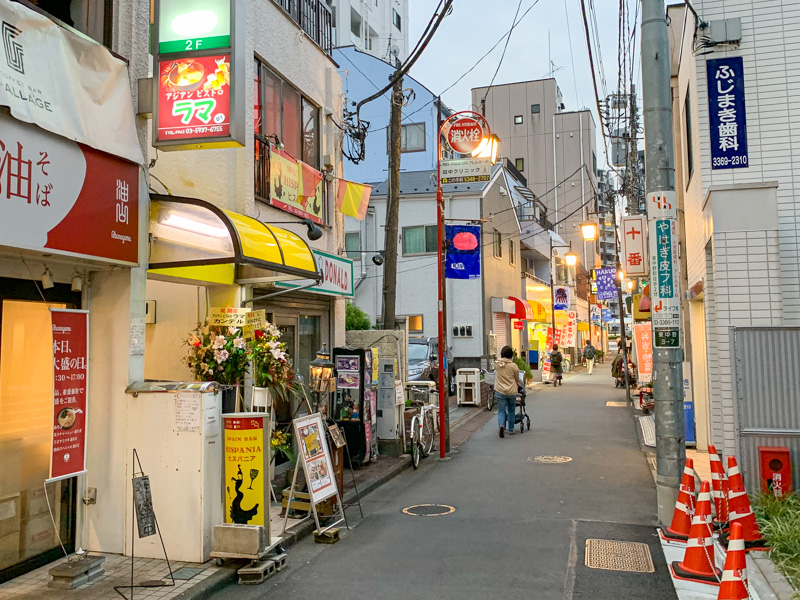 東中野ギンザ通りに アジアン ビストロ ラマ 東中野店 がオープンしてる 中野つーしん